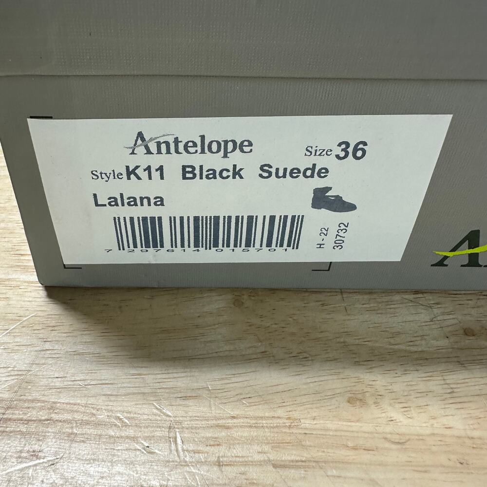 Antelope Suede Back Zip Flats Lalana Black Women's Size 36 (US 5-5.5) New in Box - Picture 9 of 9